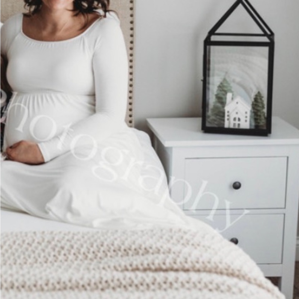 Worn Once Pinkblush Ivory Solid Off Shoulder Mate… - image 5